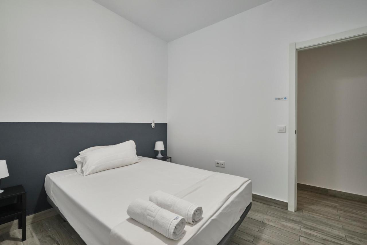 Nunez De Arce Habitaciones Madri Exterior foto